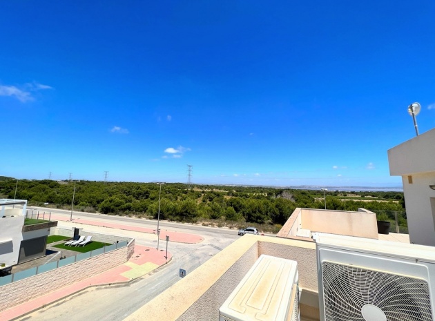 Återförsäljning - Villa - Orihuela - Punta Prima