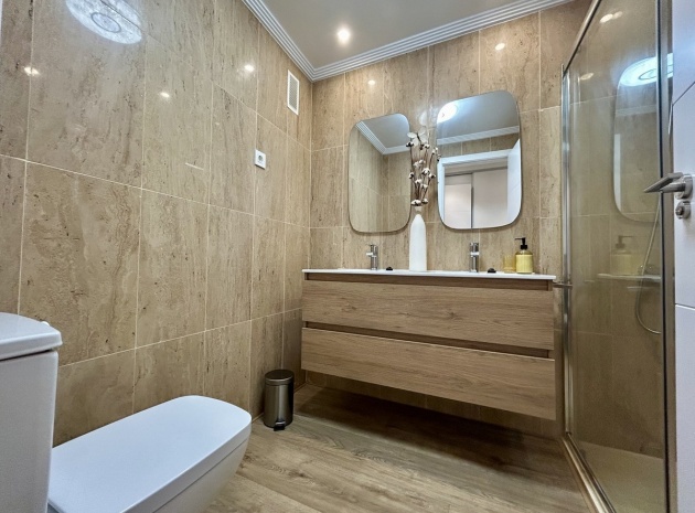 Återförsäljning - Lägenhet - Los Alcazares - Los Alcazares Centro