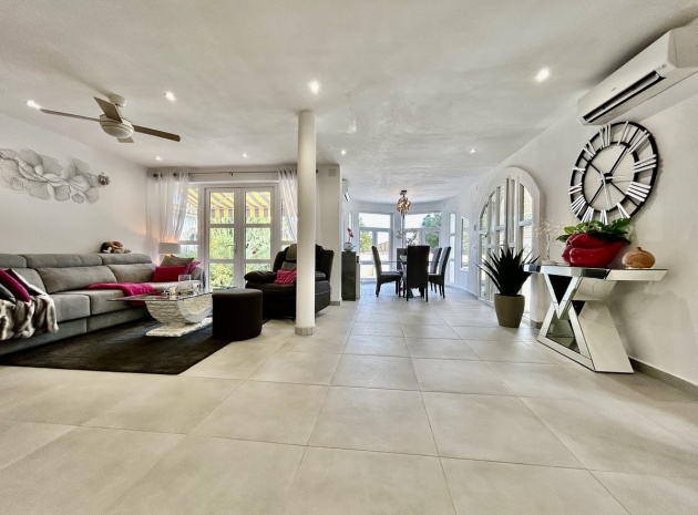 Återförsäljning - Villa - Orihuela - Cabo Roig