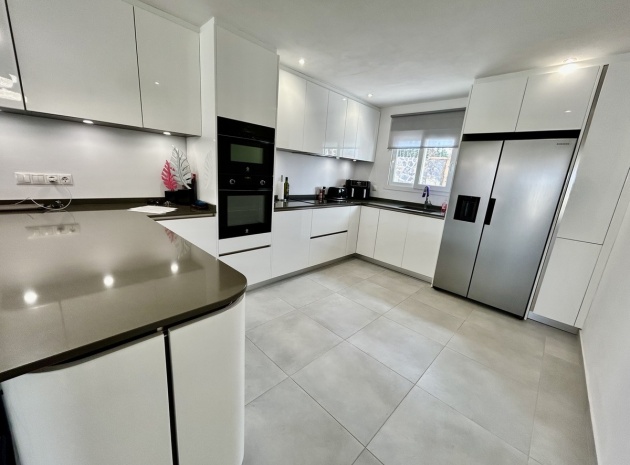 Återförsäljning - Villa - Orihuela - Cabo Roig