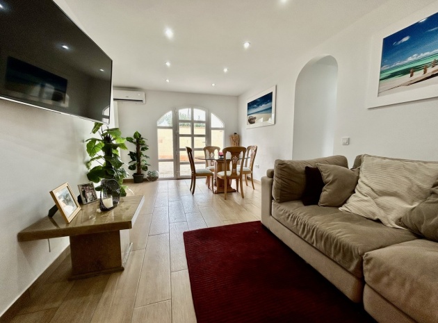 Återförsäljning - Villa - Orihuela - Cabo Roig