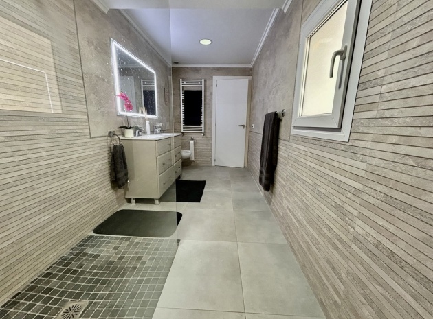 Återförsäljning - Villa - Orihuela - Cabo Roig