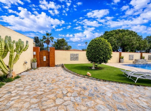 Återförsäljning - Villa - Orihuela - Cabo Roig