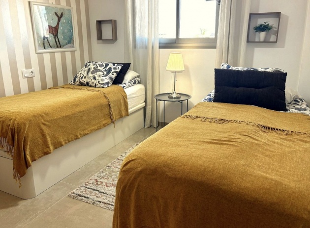 Återförsäljning - Lägenhet - Orihuela - Villamartin