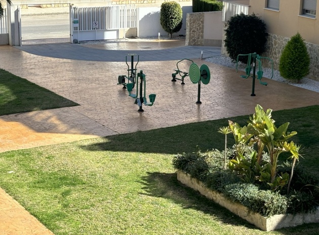 Återförsäljning - Lägenhet - Orihuela - Villamartin