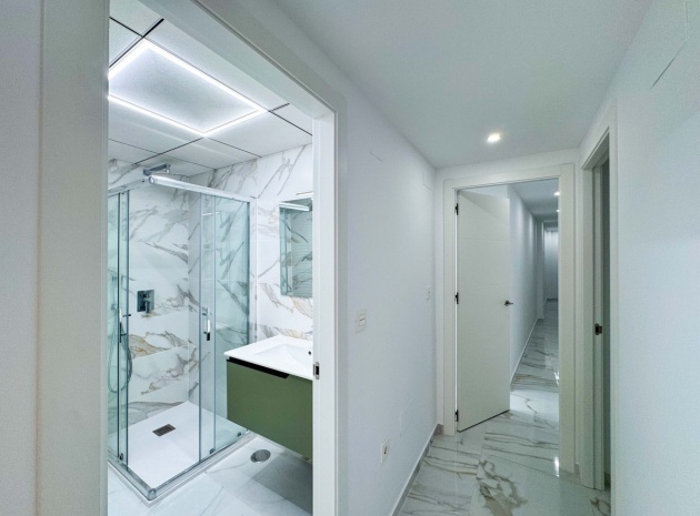 Wederverkoop - Appartement - Torrevieja - Torrevieja Centro