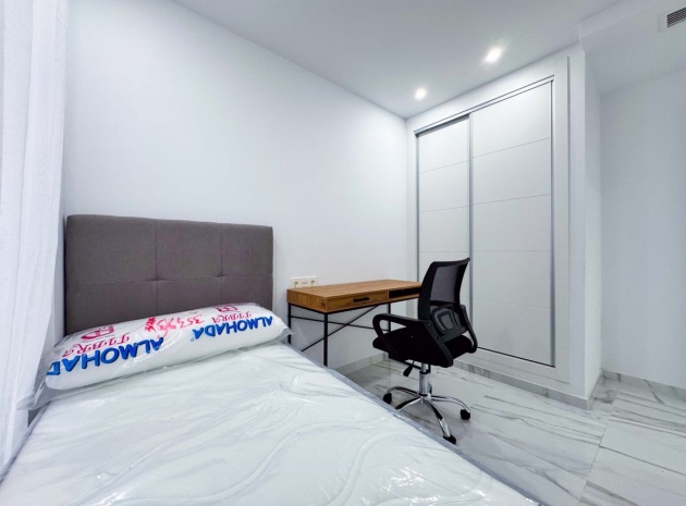 Wederverkoop - Appartement - Torrevieja - Torrevieja Centro