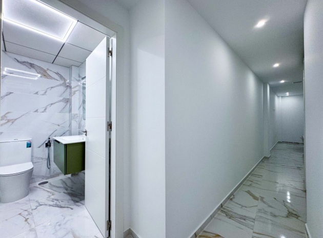 Wederverkoop - Appartement - Torrevieja - Torrevieja Centro