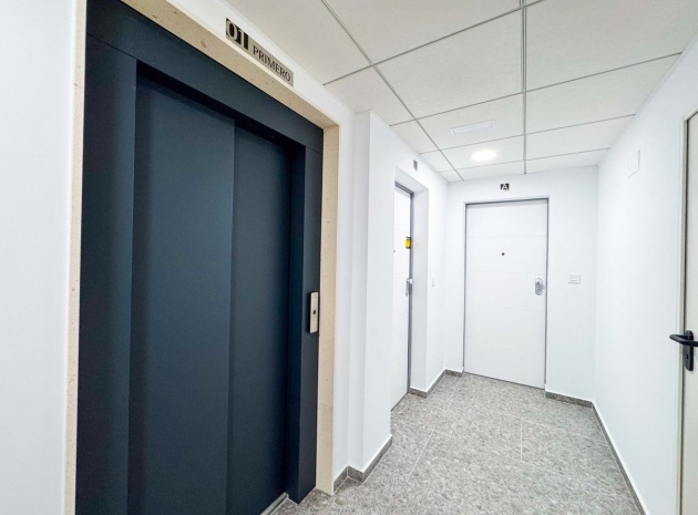 Wederverkoop - Appartement - Torrevieja - Torrevieja Centro