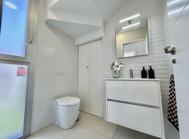 Resale - Villa - Villamartin - El Galan