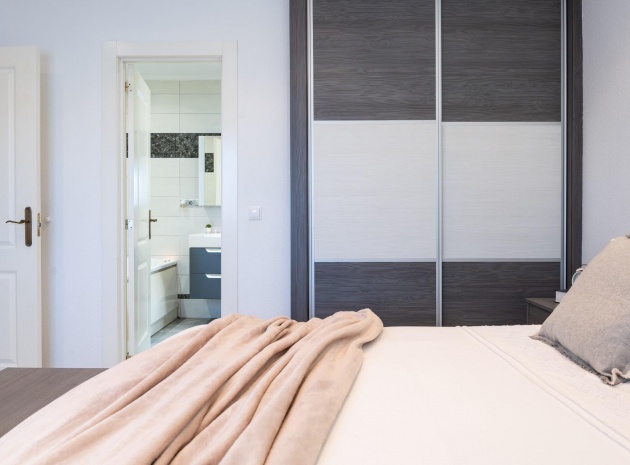 Wederverkoop - Villa - Playa Flamenca