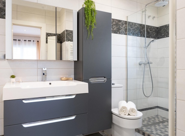 Wederverkoop - Villa - Playa Flamenca