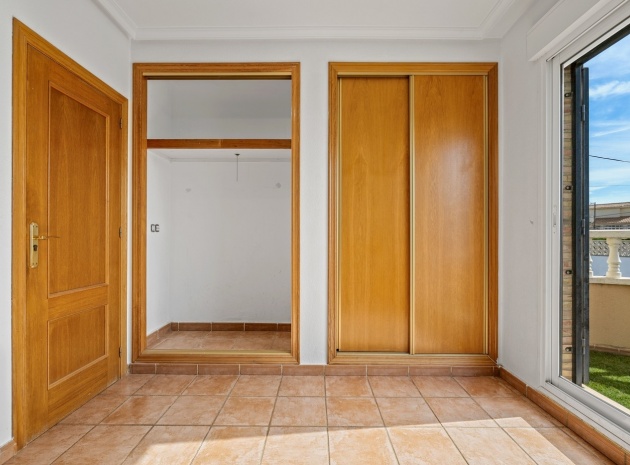 Återförsäljning - Villa - Villamartin - las filipinas