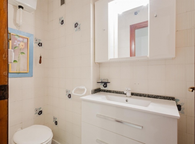 Resale - Apartment - Torrevieja - Beachside Torrevieja