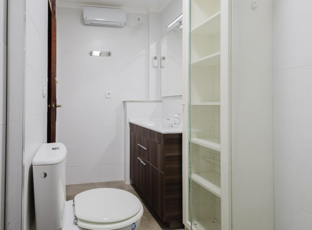 Resale - Apartment - Torrevieja - Beachside Torrevieja