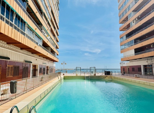 Resale - Apartment - Torrevieja - Beachside Torrevieja