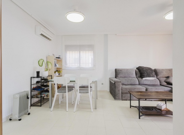 Resale - Villa - Torrevieja - Aguas Nuevas