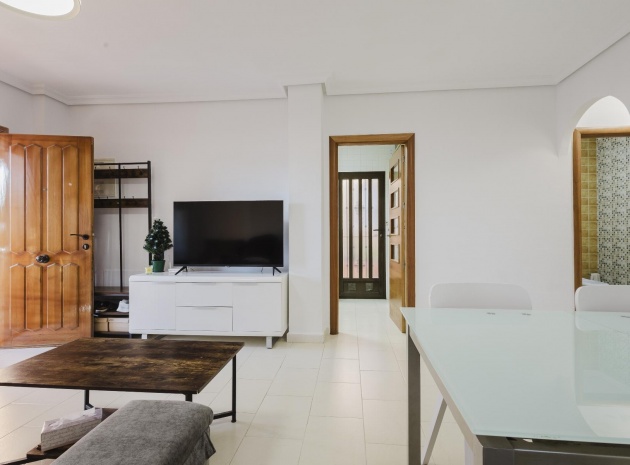 Resale - Villa - Torrevieja - Aguas Nuevas