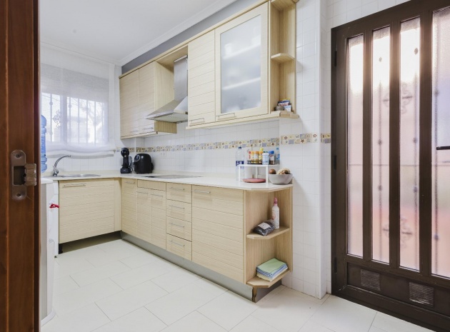 Resale - Villa - Torrevieja - Aguas Nuevas