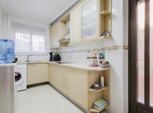 Resale - Villa - Torrevieja - Aguas Nuevas