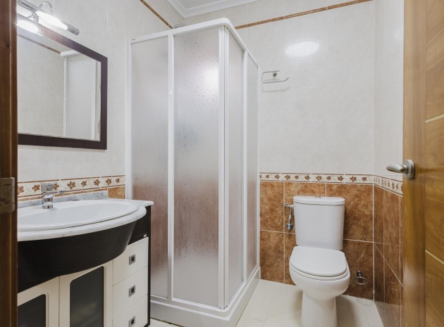 Resale - Villa - Torrevieja - Aguas Nuevas