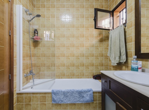 Resale - Villa - Torrevieja - Aguas Nuevas