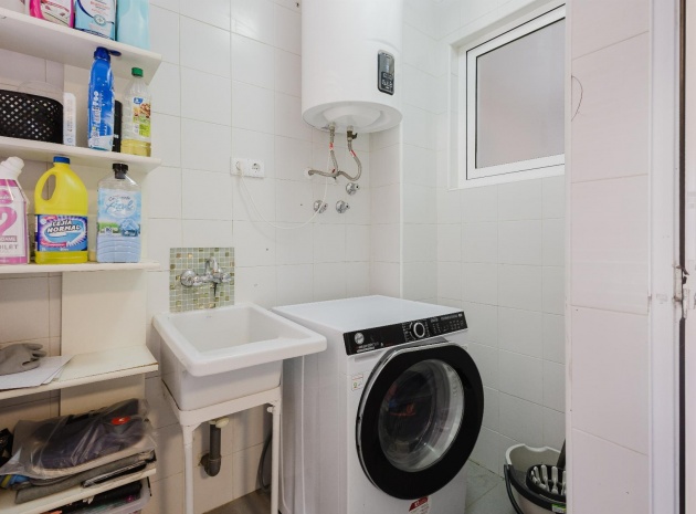 Wiederverkauf - Wohnung - San Miguel de Salinas