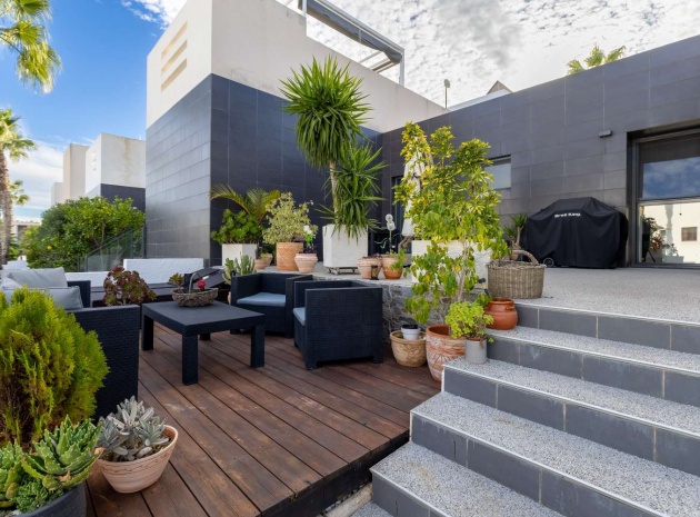 Resale - Townhouse - Villamartin - La Fuente