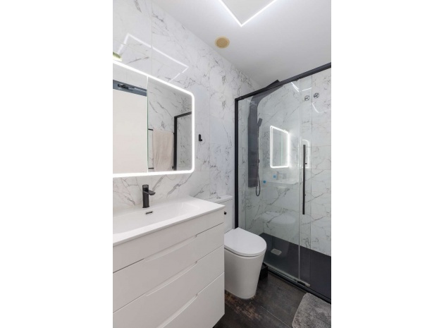 Resale - Townhouse - Villamartin - La Fuente