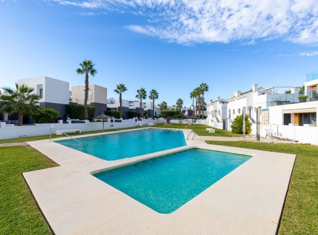 Resale - Townhouse - Villamartin - La Fuente