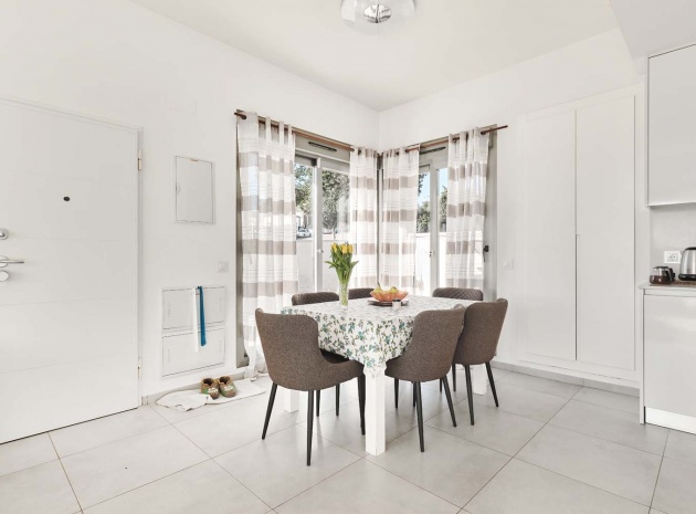 Wiederverkauf - Villa - San Miguel de Salinas