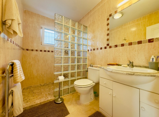 Resale - Villa - Playa Flamenca - La Rueda