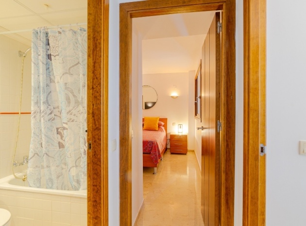 Resale - Apartment - Punta Prima - la entrada