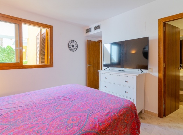 Resale - Apartment - Punta Prima - la entrada