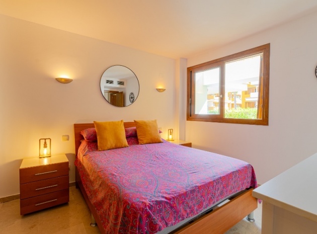 Resale - Apartment - Punta Prima - la entrada