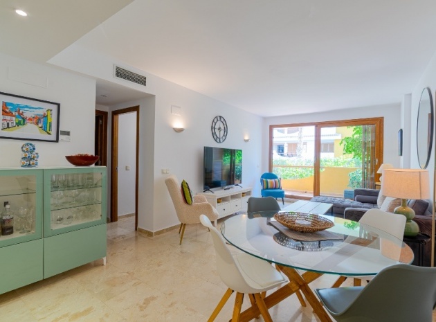 Resale - Apartment - Punta Prima - la entrada