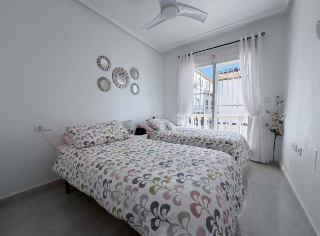 Återförsäljning - Radhus - Playa Flamenca - las chismosas