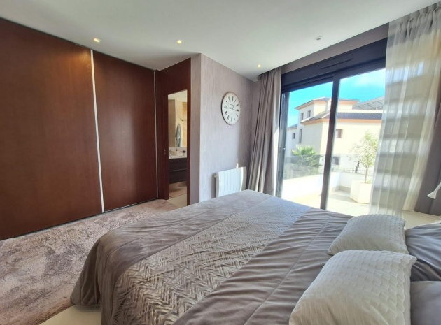 Wiederverkauf - Villa - Villamartin - Las Filipinas