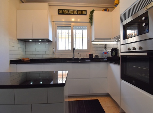 Återförsäljning - Villa - Playa Flamenca