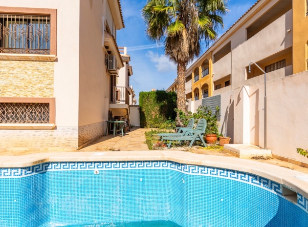 Resale - Villa - Villamartin