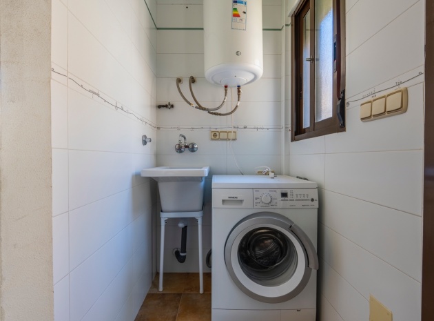 Resale - Villa - Villamartin