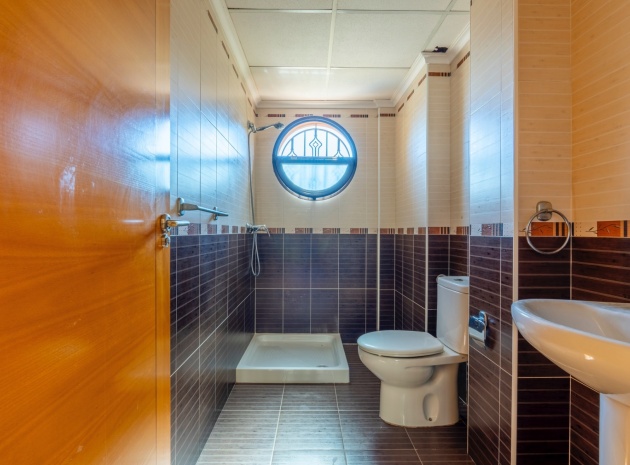 Resale - Villa - Villamartin