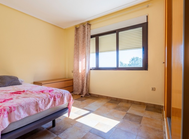 Resale - Villa - Villamartin