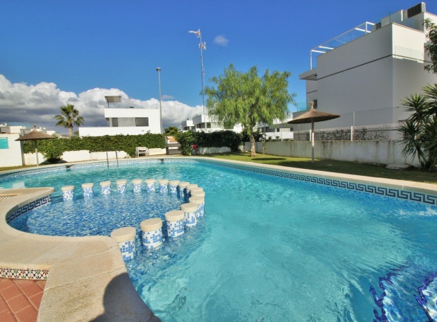 Resale - Townhouse - Villamartin - PAU 26