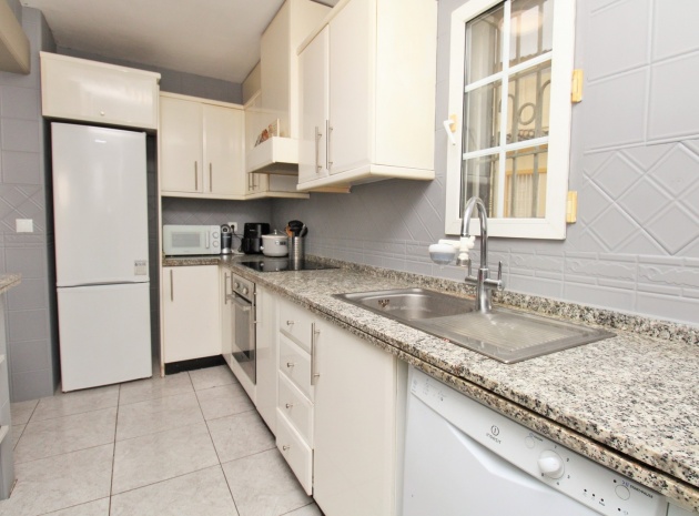 Resale - Townhouse - Villamartin - rioja