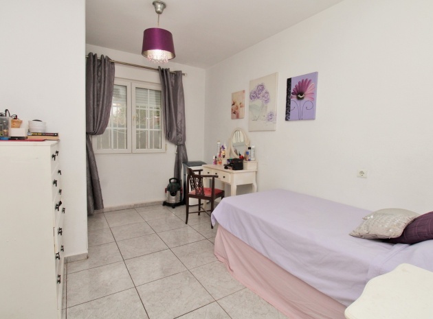 Resale - Townhouse - Villamartin - rioja