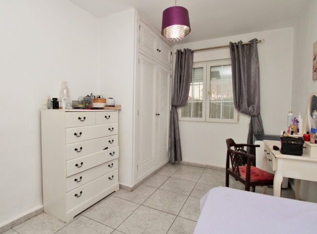 Resale - Townhouse - Villamartin - rioja