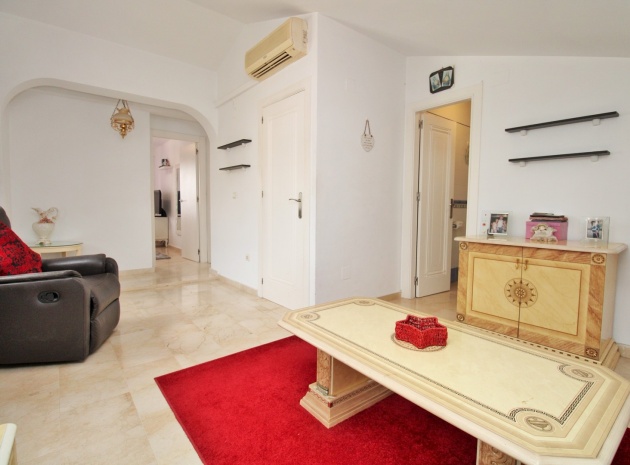 Resale - Townhouse - Villamartin - rioja