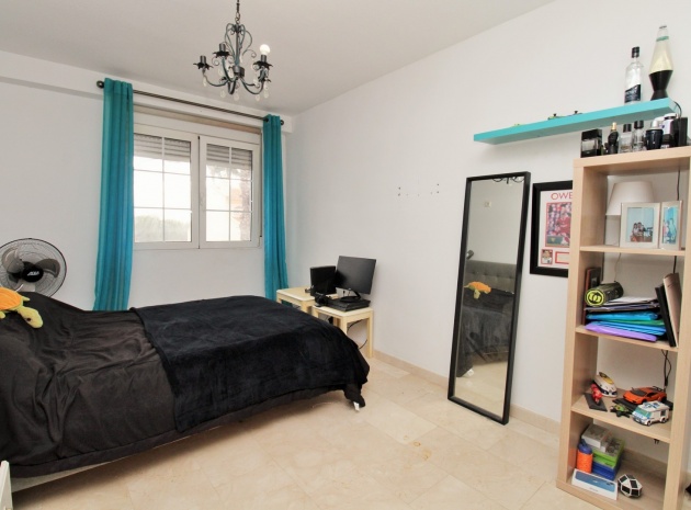 Resale - Townhouse - Villamartin - rioja