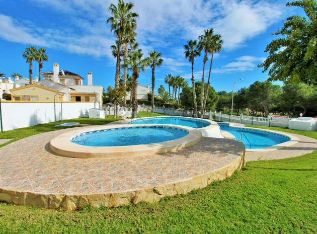 Resale - Townhouse - Villamartin - rioja